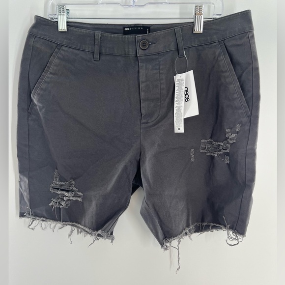 ASOS DESIGN SKINNY SHORTS DISTRESSED GRAY RAW HEM SIZE 34 - Picture 1 of 10